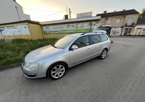 Volkswagen Passat cena 13500 przebieg: 284700, rok produkcji 2005 z Kielce małe 781